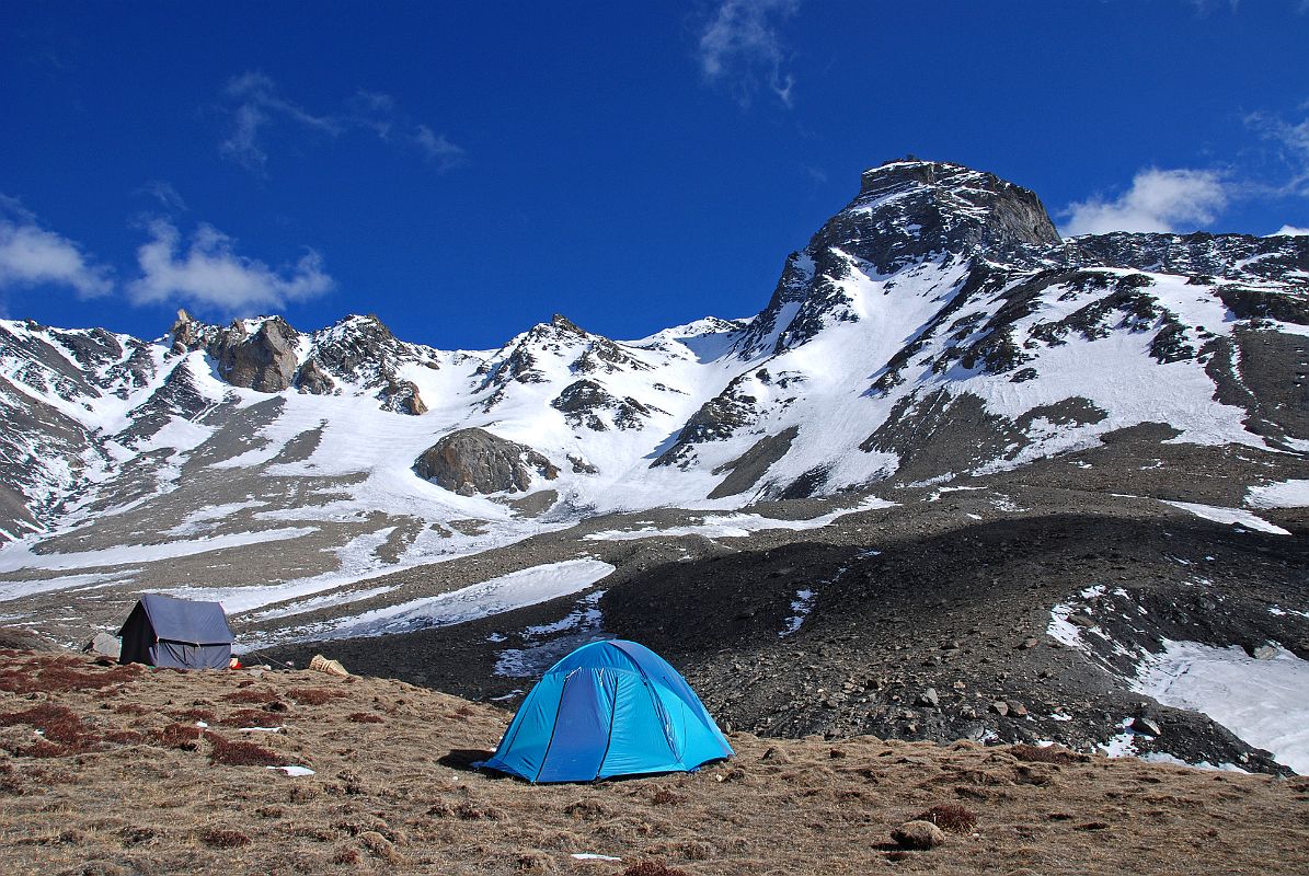 15 Camp Near Mesokanto La We turned around and camped at around 4900m just up the northern hill above the base of the Mesokanto La. I guess if I try again Ill use the other eastern pass.